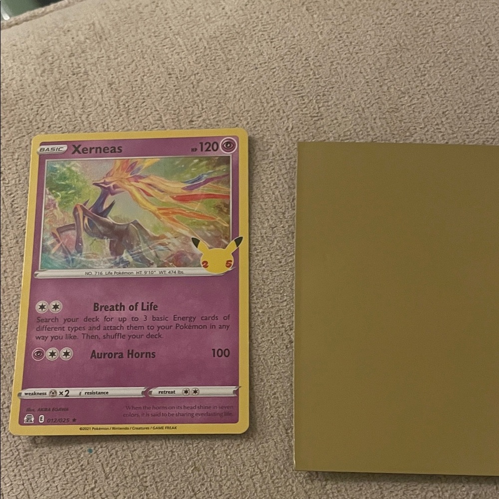 Xerneas Pokémon Card holo  with Gold Card Holder